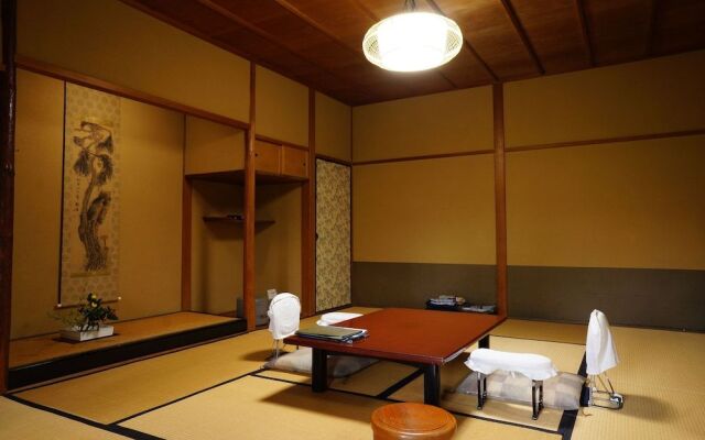 Meisho Sansuien - Yuda Onsen -