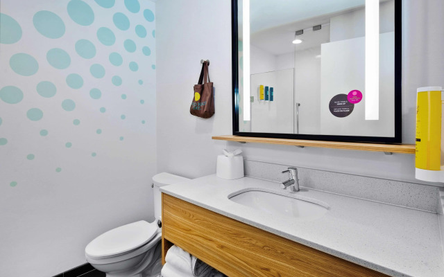 TRU by Hilton Terrell