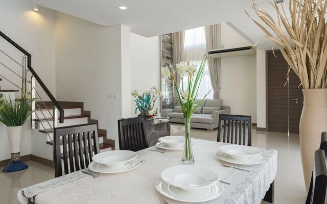 Golden Sea Pool Villa @Heart of Hua Hin