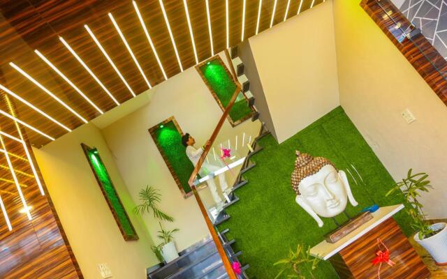 Aashirwad Hotels & Resort