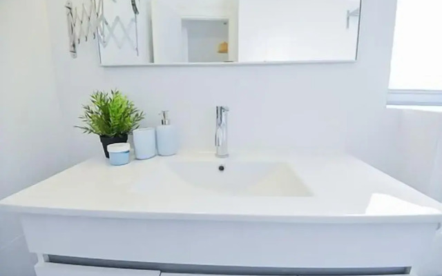 Yafo 35 apartment