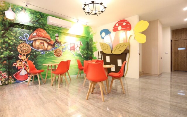 Mushroom Castle Guesthouse