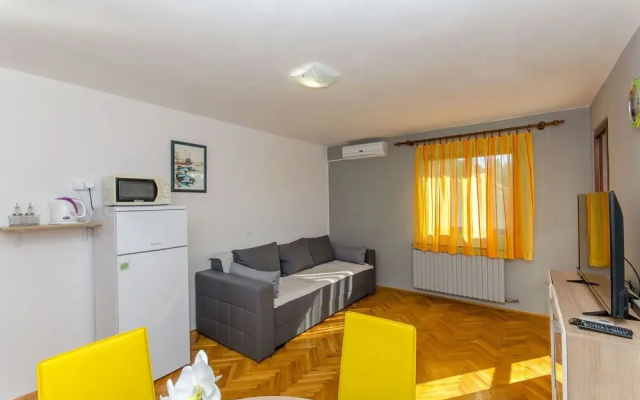 Apartments Marinko