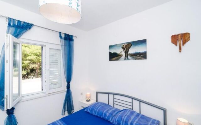 Apartments Ammos