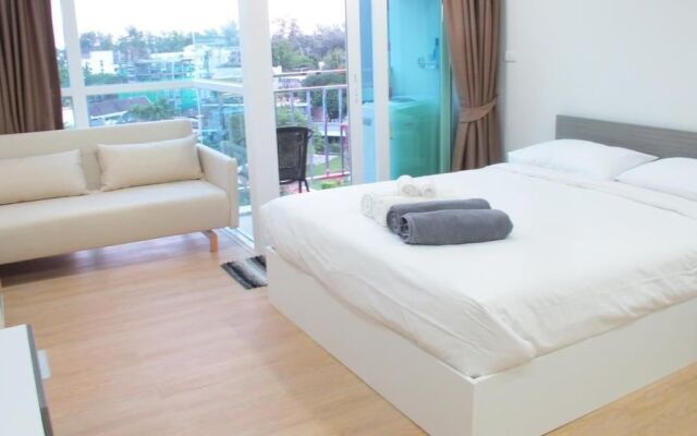 Ozone Condotel Apt 716