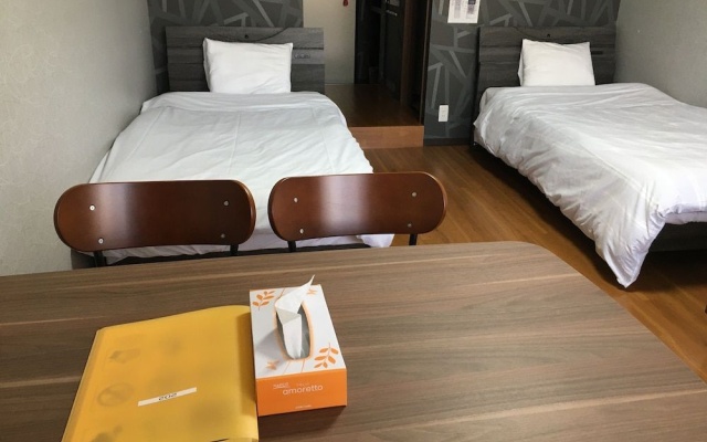 Beppu Hostel U&T – Guest Rooms – Beppu