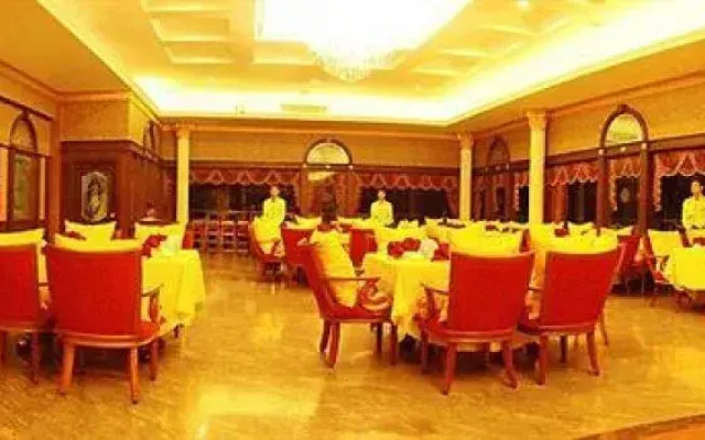 Oruseeey Hotel