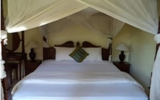 Coral Bay Bungalow