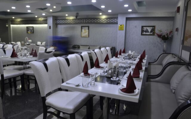 Hotel Sudesh Tower