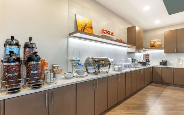 MainStay Suites Fort Myers East I-75