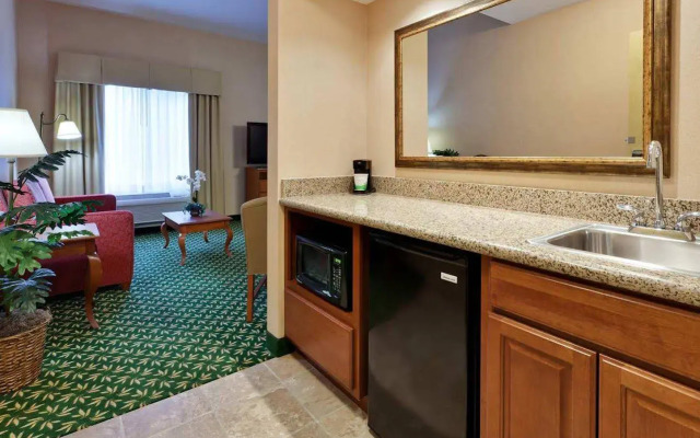 Hampton Inn & Suites Windsor - Sonoma Wine Country