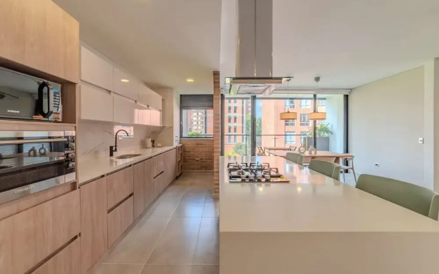 w Charming 3BR w Amazing Deco in Medellin