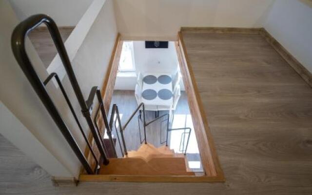 Dream Stay - Central Apartments Near Airport.