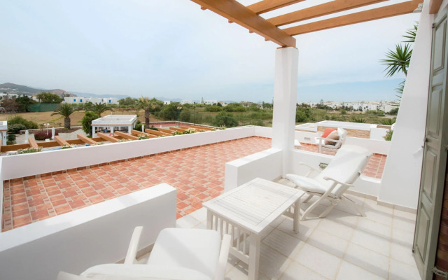 Porto Naxos Hotel