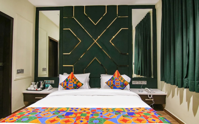 Fabhotel Prime K9 Crown
