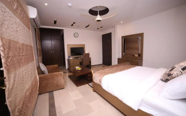 Zifan Hotel & Suites