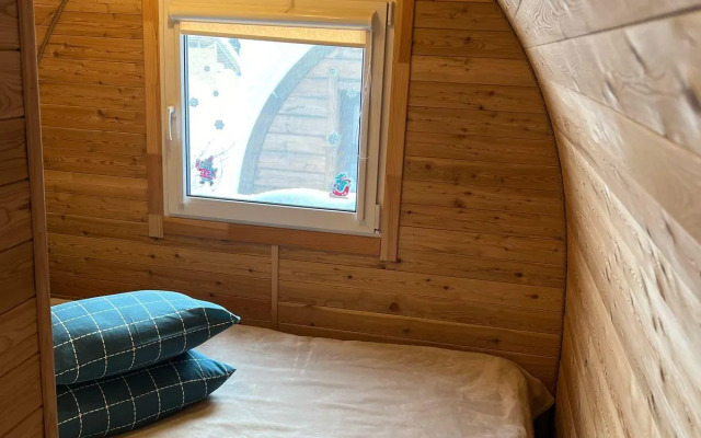 Shrek House (Шрек Хаус)