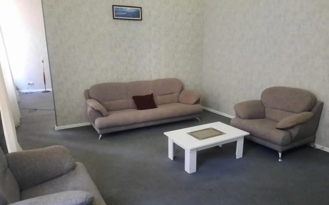 Apartament on Nizami street 6 rooms