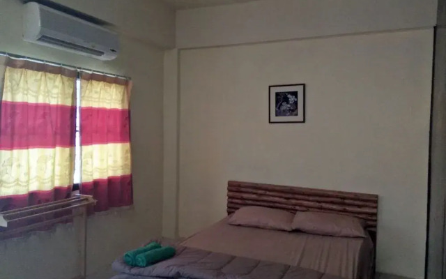 Lanta Salamat House