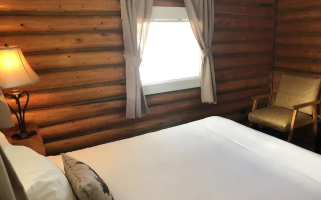 Sportsmans Lodge