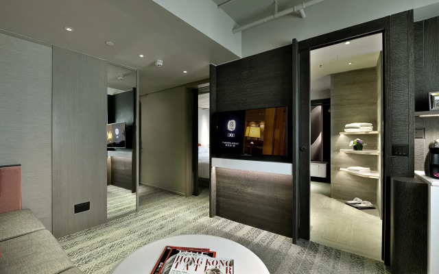Xi Hotel