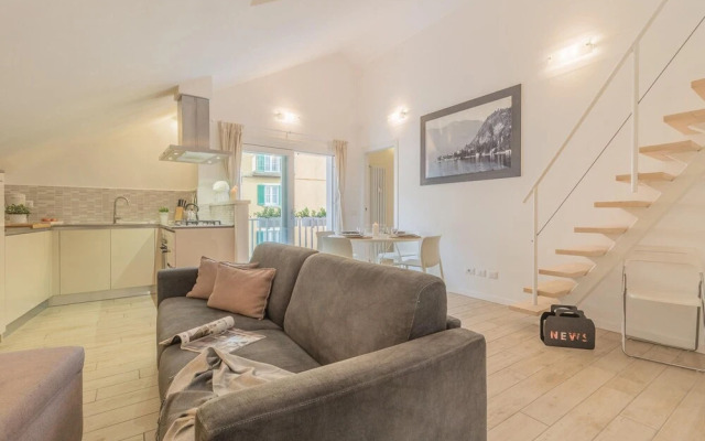 The Sweet Square Flat