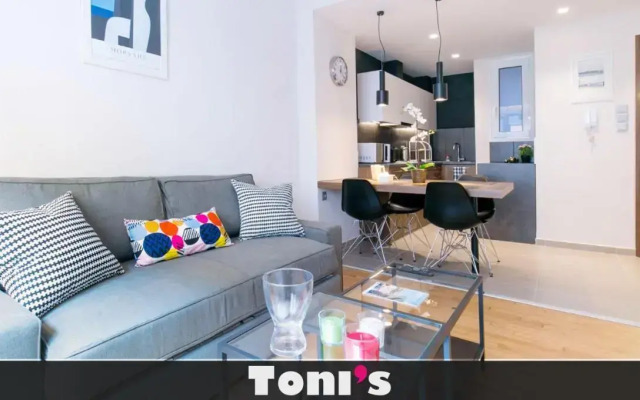 TONIS Le Petit Nicolas 1BD Apartment in Koukaki