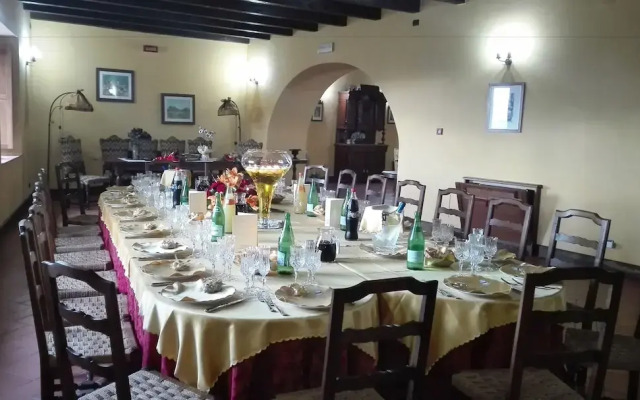 Il Castello Dei Principi Sanseverino