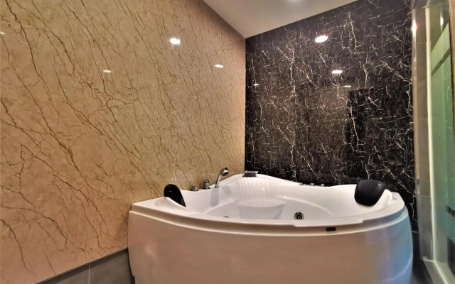 Prestigo Hotel