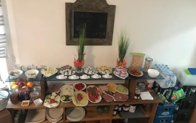 Kispet Deluxe Hotel