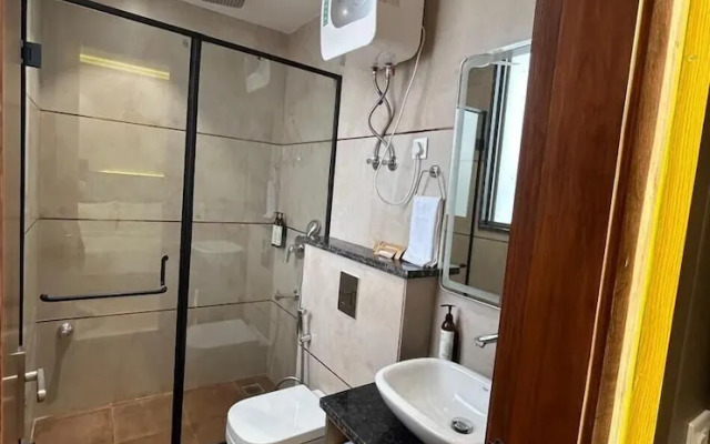 BlueNeck Sec 41 Millenium City Centre