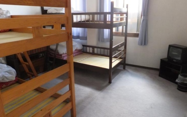 Rental Lodge WHITE RABBIT Madarao kogen Cottage ALICE – Guest Rooms – Iiyama