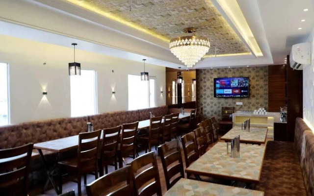 ShriGo Hotel Royal Villa Hall Gate