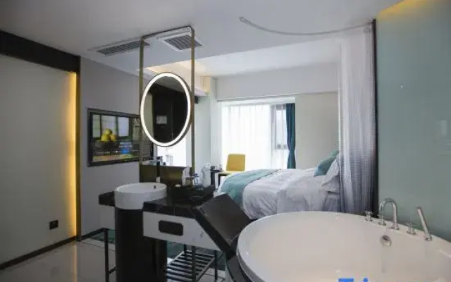 Yunman Life Hotel