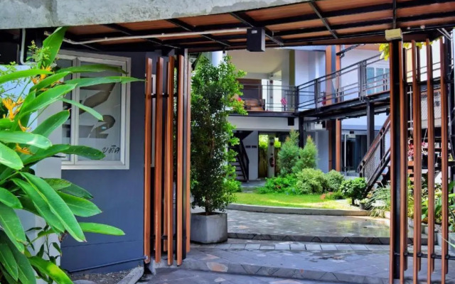 Z2 Boutique Hotel