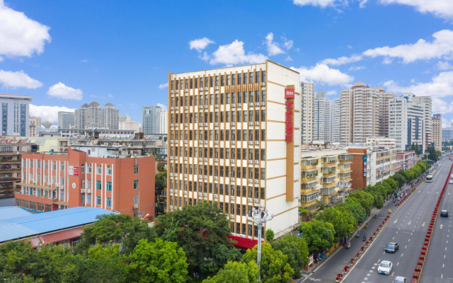 Ibis Kunming Beijing Rd