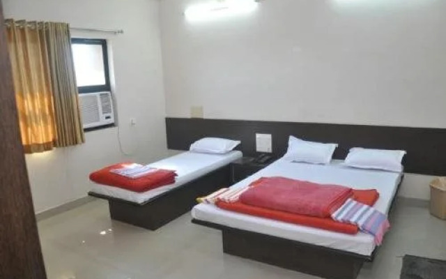 Hotel Shree Gurukrupa