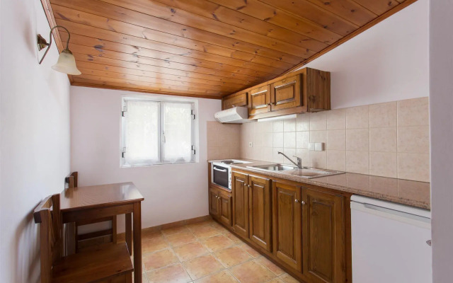 Georgia's Houses - Melitzanakia