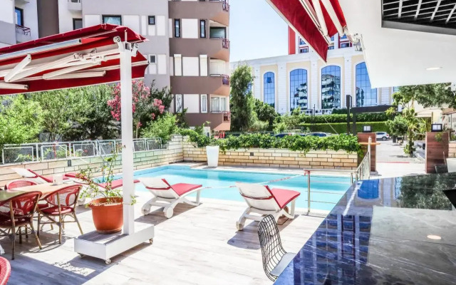 Bir Hotel