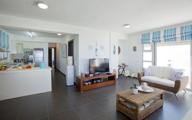 Trident 5 Suite