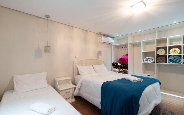 Casa ampla no segundo andar Canela RS RHO063