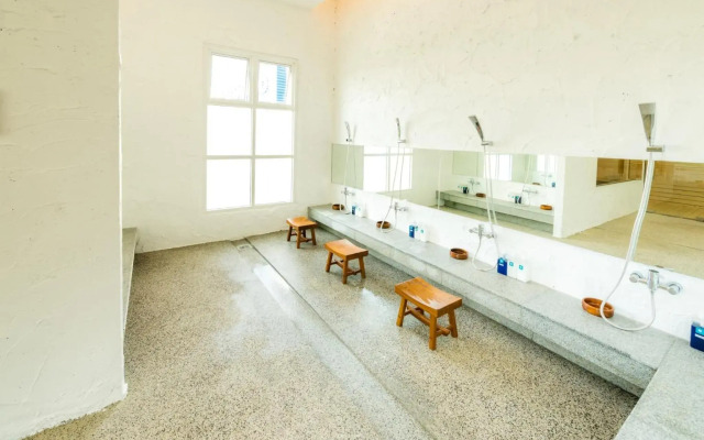 Laemtong Serviced Apartment