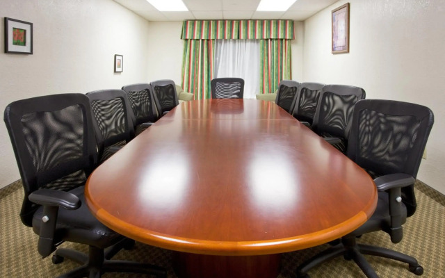 Holiday Inn Express & Suites Florida City by IHG