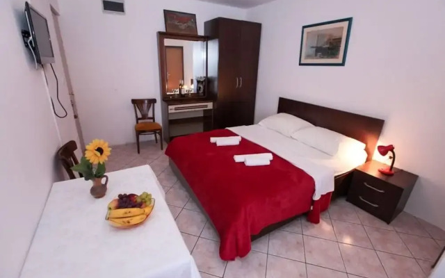 Ruz - Near Beach - 10 - SA 203