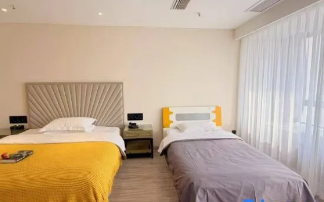 I do art Hotel