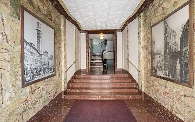 Flats4Rent Dimora Arena