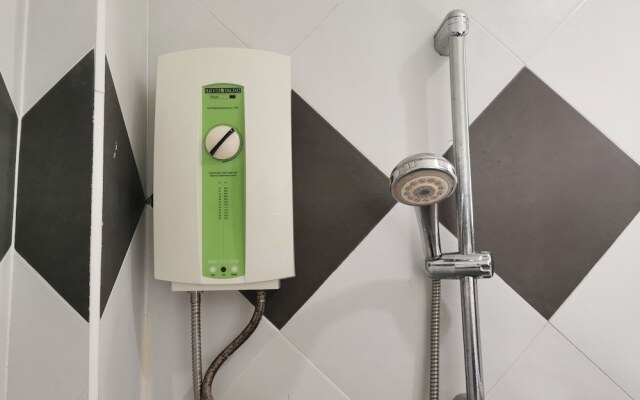 Hua Hin iRooms by OYO Rooms