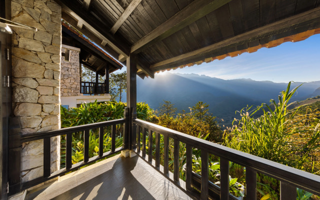 Sapa Jade Hill Resort & Spa