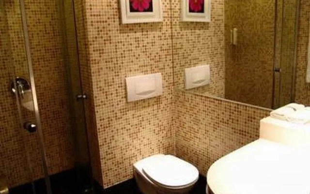 City Inn OCT Loft Branch