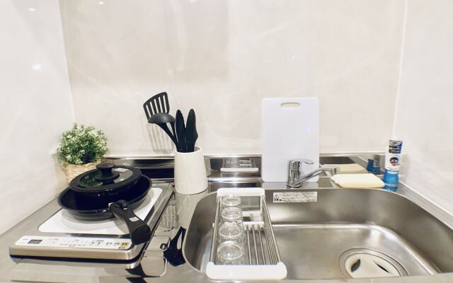 Hanazonominami Apartment 202